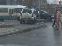 Suzuki Jimny сбил дорожный знак в Южно-Сахалинске, Фото: 3