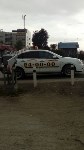 Автомобиль такси попал под шлагбаум в Южно-Сахалинске, Фото: 2