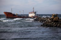 На Сахалине подсчитан ущерб от крушения танкера «Надежда», Фото: 9