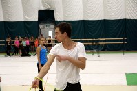 Юных гимнасток Южно-Сахалинска тренирует трехкратный чемпион мира , Фото: 14