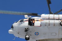 Сахалинские спасатели попрактиковались в десантировании с вертолёта, Фото: 6