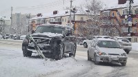 Внедорожник сбил знак пешеходного перехода в Южно-Сахалинске, Фото: 7