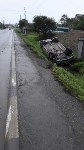 Автомобиль Subaru перевернулся в Корсакове, Фото: 3
