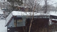 Пожарным Южно-Сахалинска пришлось тушить снесенный барак, Фото: 1