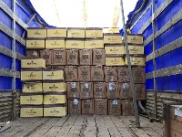 Больше 500 ящиков со спиртным изъяли у торговцев нелегальным алкоголем на Сахалине, Фото: 1