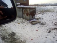 Дворы Анивы уже две недели завалены мусором, Фото: 17