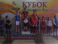 Сахалинские тяжелоатлеты стали чемпионами Кубка Дальнего Востока, Фото: 1