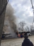 Пассажирский автобус загорелся в Южно-Сахалинске, Фото: 3