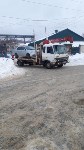 Из переулка между корпусами областной больницы в Южно-Сахалинске эвакуировали автомобили, Фото: 3