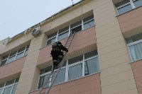 Из здания сахалинской областной библиотеки эвакуировали 14 человек, Фото: 5