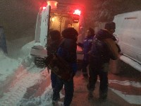 Сахалинские спасатели помогли доставить в больницу роженицу , Фото: 8