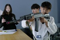 Юные сахалинцы определили сильнейших в армейском рукопашном бое и пулевой стрельбе, Фото: 2
