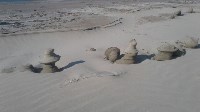 Загадочные песчаные сталагмиты выросли в заливе Мордвинова, Фото: 23