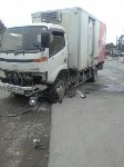 Пьяный водитель легковушки врезался в грузовик в Южно-Сахалинске, Фото: 6