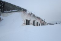 Гаражи, склад и лаборатория: появились снимки участка, который сахалинец нелегально продал родным, Фото: 9