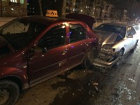Четыре автомобиля столкнулись в Южно-Сахалинске перед новым годом, Фото: 3