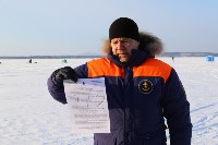 Сахалинским рыбакам-любителям напомнили правила поведения на льду , Фото: 3