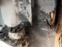 Пожар вспыхнул в доме в Смирных, Фото: 5