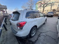 В Южно-Сахалинске неизвестный столкнулся с Subaru Forester и скрылся: Фото 1 В Южно-Сахалинске неизвестный столкнулся с Subaru Forester и скрылся, Фото: 1