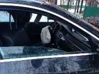 Водитель BMW врезался в дерево и скрылся с места ДТП в Южно-Сахалинске, Фото: 9