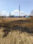 Гаражи сгорели из-за вспыхнувшей травы в Поронайском районе , Фото: 5