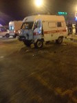 Три человека пострадали при столкновении "Скорой помощи" и "Короллы" в Южно-Сахалинске, Фото: 8