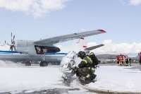 Способы тушения самолета и спасения людей отработали спасатели в аэропорту Южно-Сахалинска, Фото: 2