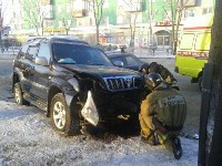 Две "Тойоты" столкнулись утром 6 февраля в Южно-Сахалинске, Фото: 5