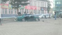 Автомобиль Toyota Mark II врезался в дерево в Южно-Сахалинске, Фото: 2