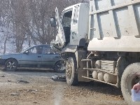 Универсал и грузовик столкнулись на автодороге Южно-Сахалинск - Холмск, Фото: 11
