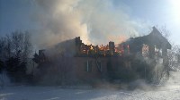 База отдыха РЖД дотла сгорела в Корсаковском районе, Фото: 1