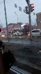 Грузовик и два легковых автомобиля столкнулись в Южно-Сахалинске, Фото: 2