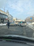 При столкновении двух иномарок в Южно-Сахалинске пострадал человек, Фото: 4