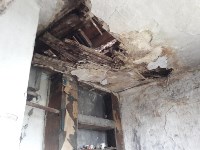 Оставшейся из-за пожара без крыши над головой многодетной сахалинской семье нужна помощь, Фото: 3