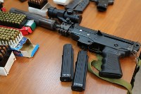 Пистолет-пулемет и больше тысячи патронов изъяли у перевозчиков оружия на Сахалине, Фото: 10