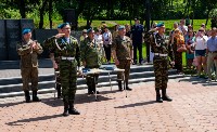 Курсантам десантникам в Южно-Сахалинске вручили голубые береты, Фото: 2