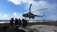 Сахалинские спасатели тренируются тушить пожары с вертолетов , Фото: 5