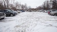 Администрация южно-сахалинского парка Гагарина решает парковочный вопрос, Фото: 3