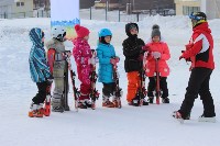 Школьников Южно-Сахалинска учат кататься на горных лыжах, Фото: 1