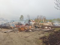 Появились фото последствий крупного пожара в сахалинском селе Восток, Фото: 6