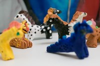 Больше 130 фигурок «Гончарной мастерской» украсили выставку в Долинске, Фото: 8