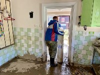 Волонтеры в Томаринском районе после циклона: Фото 7 Волонтеры в Томаринском районе после циклона, Фото: 7