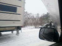 Водитель универсала погиб при столкновении с фурой в Южно-Сахалинске, Фото: 3