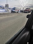 УАЗ перевернулся при столкновении с Toyota Allex в Южно-Сахалинске, Фото: 1