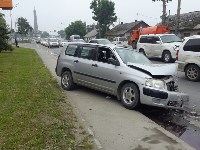 Три автомобиля столкнулись на улице Ленина в Южно-Сахалинске, Фото: 2