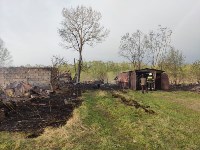Появились фото последствий крупного пожара в сахалинском селе Восток, Фото: 4