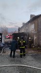 Пожар в жилом доме тушат в Луговом, Фото: 3