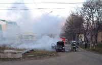 Автомобиль сгорел в Александровске-Сахалинском, Фото: 1