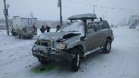 Грузовик и внедорожник столкнулись в Южно-Сахалинске, Фото: 8