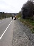 Мужчина сгорел и две женщины пострадали из-за пожара в машине на Ловецком перевале, Фото: 2